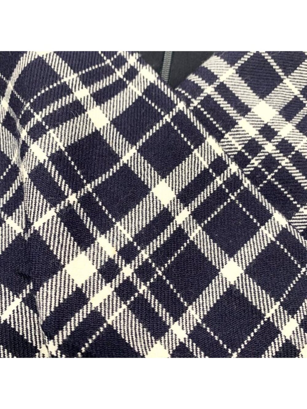 Dior Wool Dress Wrap Over Short - Picture 6 of 10